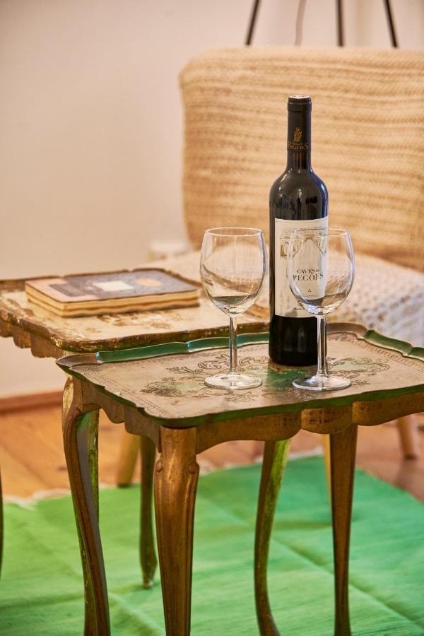 Spacious Bairro Alto With Courtyard, By Timecooler Apartment Lisbon